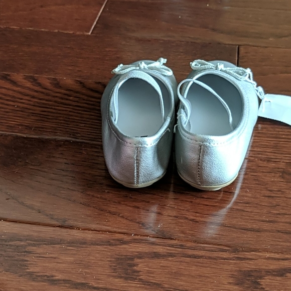 Silver toddler shoe - Picture 3 of 6